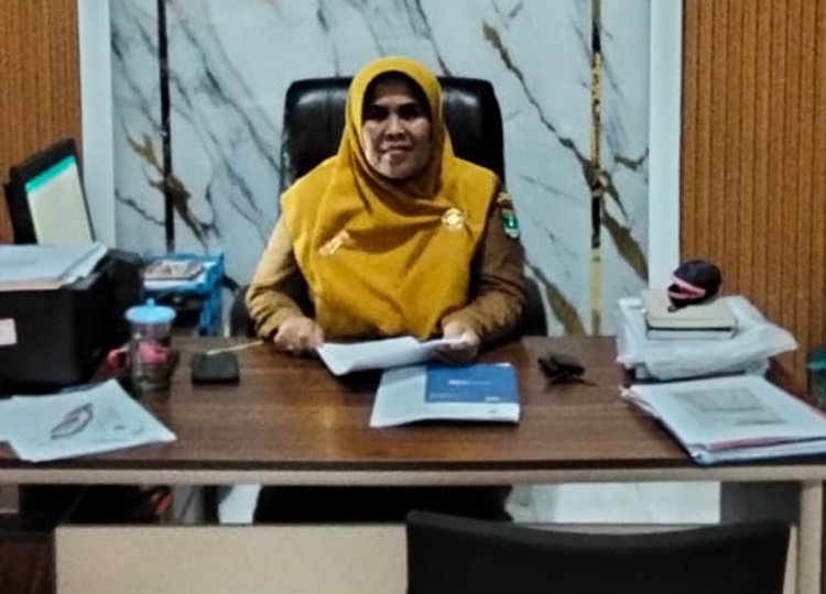 SMAN 1 Enam Lingkung Terapkan Anti  Sampah Plastik dan Raih Prestasi Provinsi